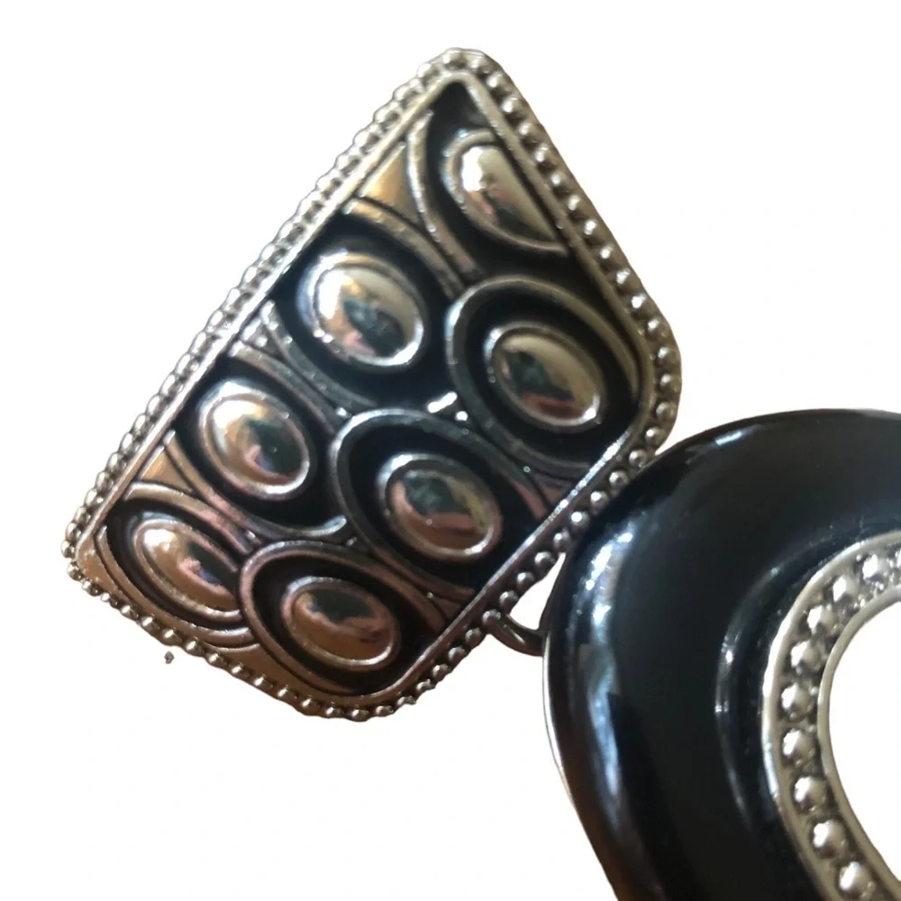 Chico’s Statement Silver Black Metal Buckle Adjustable Black Leather Belt M/L